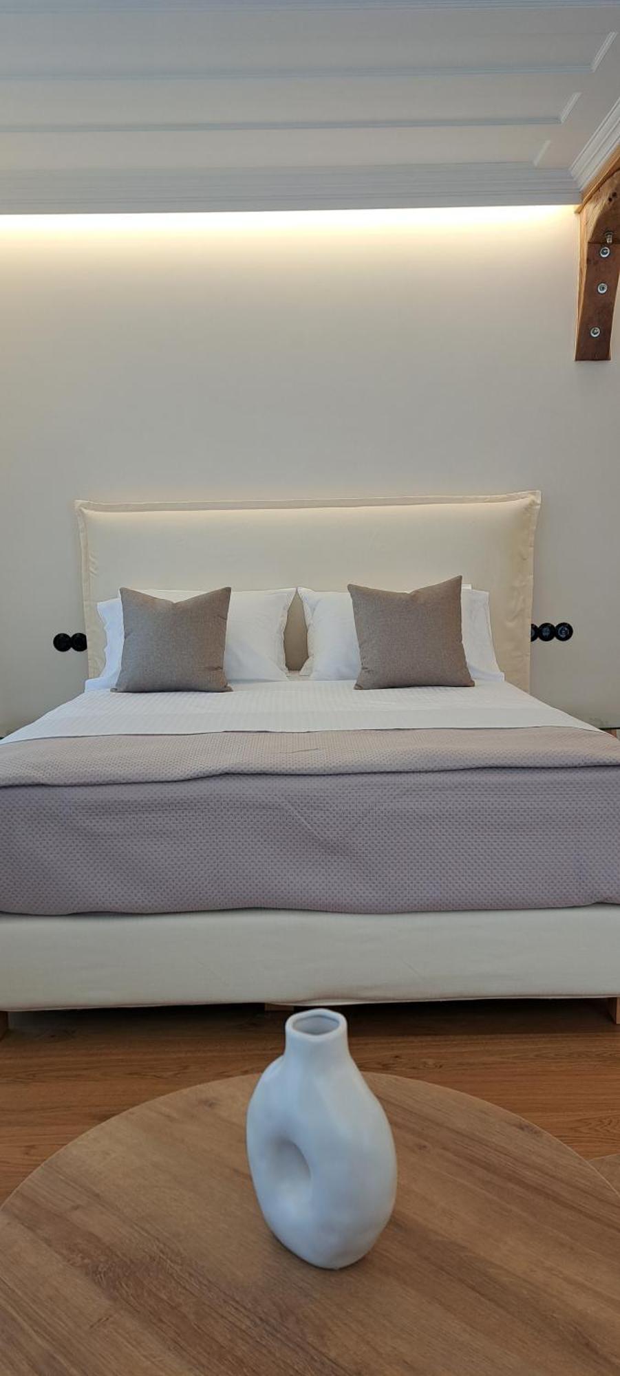 Verani Suites Lefkas Town Lefkáda Exteriör bild