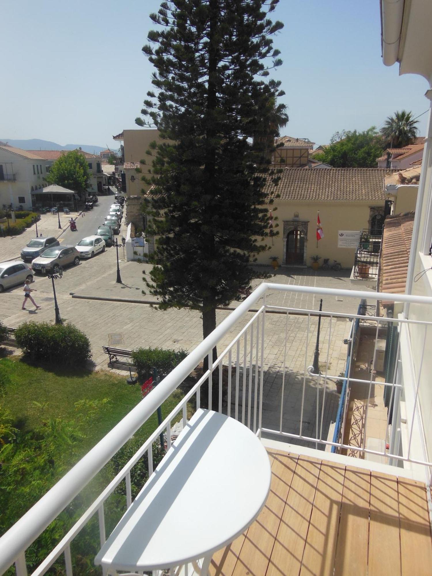 Verani Suites Lefkas Town Lefkáda Exteriör bild
